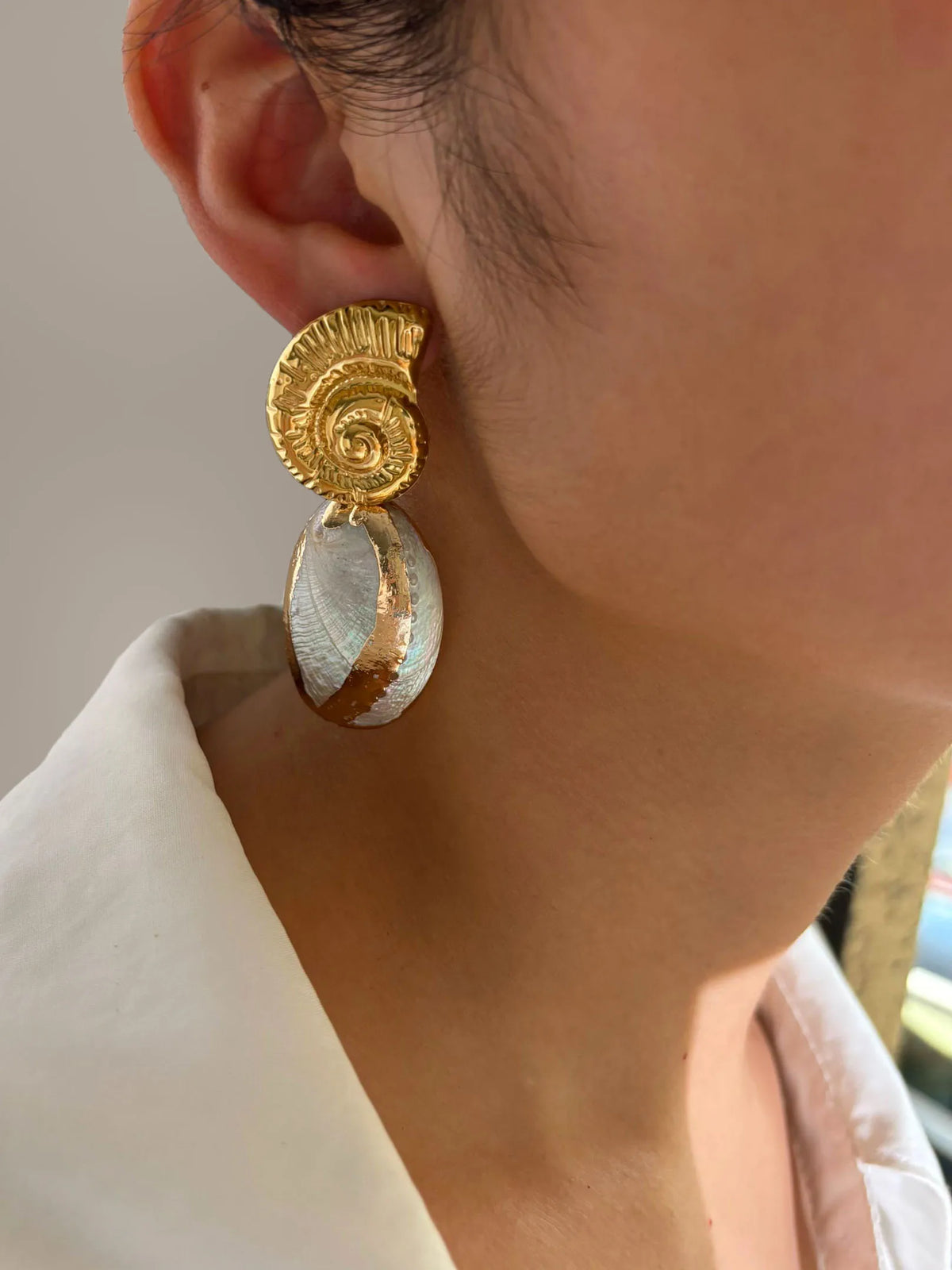 Elegant Gold-Plated Conch Shell Earrings